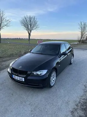BMW 330 330i