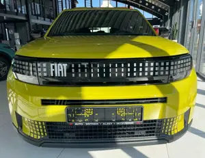 Fiat Grande Panda Grande Panda Hybrid 1.2 eDCT Business Edition