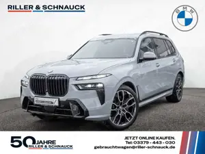 BMW X7 xDrive 40d M-Sport STANDHZ LED PANO 360°