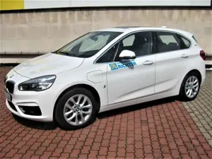 BMW 225 2 Active Tourer 225 xe Advantage Bild 4
