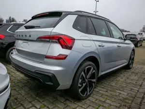 Skoda Kamiq 1.0 TSI Monte Carlo Matrix AHK Panorama Bild 4