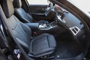 Alpina D3 S 3.0 Allrad Touring SHZ HUD AHK 360 Kam Pano Bild 3