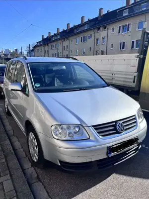 Volkswagen Touran Touran 1.9 TDI DSG Trendline