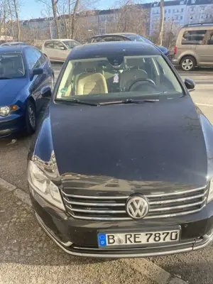Volkswagen Passat Variant 2.0 TDI DSG BlueMotion Technology Comfortline Bild 2
