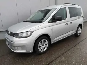 Volkswagen Caddy 2.0TDI DSG ACC Kam GV5 App AHK Reling