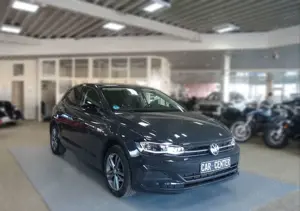 Volkswagen Polo VI IQ.DRIVE 1.0 TSI; NAV LED KAM AAC SHZ LM