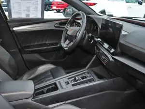 CUPRA Leon 2.0 TSI VZ DSG Navi Matrix Beats ACC Memory Bild 4
