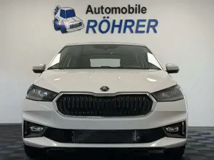Skoda Fabia 1.0 TSI 115PS 5J-Garantie LED SHZ Einpark. Bild 3
