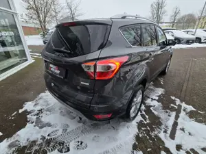 Ford Kuga 1.5 4x2 M/T EcoBoost Titanium Bild 4