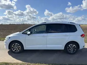 Volkswagen Touran Touran Diesel 1.6 TDI SCR (BlueMotion Technology) SOUND