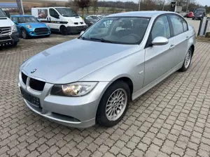 BMW 318 i Limo Navi Automatik 2.Hand
