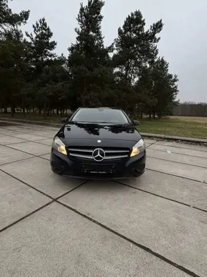 Mercedes-Benz A 180 A 180 BlueEfficiency (176.042)