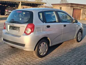 Chevrolet Aveo Bild 5