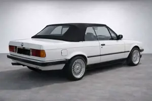 BMW 320 Bild 5