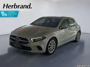 Mercedes-Benz A 200 Progressive Kamera CarPlay LED