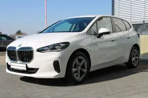BMW 223 i Active Tourer Navi LED Kamera SH HeadUp DAB
