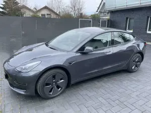 Tesla Model 3 Model 3 Langstreckenbatt. Allradantrieb Dual Motor