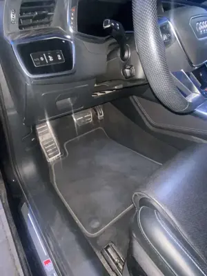 Audi S6 Avant TDI quattro tiptronic Bild 3