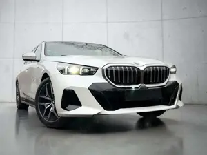 BMW 520 5 Touring 520 d xDrive M Sport PANO 1ERH LED
