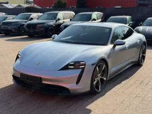 Porsche Taycan 4S Matrix/Keyless/Display/Carbon/93,4 KW Bild 2