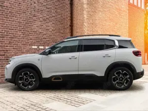 Citroen C5 Aircross 1.2 136 C-Series Sitzh./ Kam/ Klimaau. Bild 3