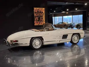 Mercedes-Benz 300 SL Roadster Laro Restauration*Zustand1! Bild 4