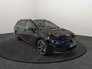 Volkswagen Golf Variant VIII 1.5 eTSI DSG Style Matix Navi STHZ Rear View Bild 3