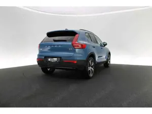 Volvo XC40 B3 Plus Dark SHZ FACEL. LED H/K 360° ACC Bild 5