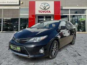 Toyota Auris Bild 2