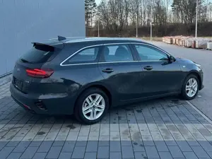 Kia Ceed SW / cee'd SW Ceed SW Diesel 1.6 CRDi Vision Bild 3