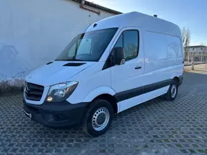 Mercedes-Benz Sprinter II Kasten 210 CDI*143TKM*TÜV NEU*AHK