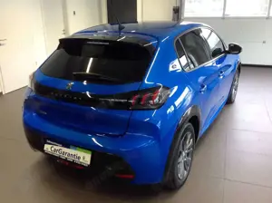 Peugeot 208 Allure Pack Elektromotor 136 Bild 3