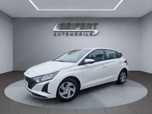 Hyundai i20 1.2 I NAVI I KAMERA I TEMPOMAT I uvm.
