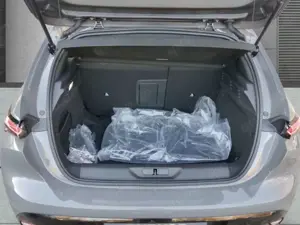 Peugeot 308 GT EXCLUSIVE Hybrid Premium-Paket El. Panodach Nav Bild 5