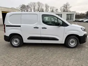 Opel Combo Cargo 1.5 Diesel M Bild 4
