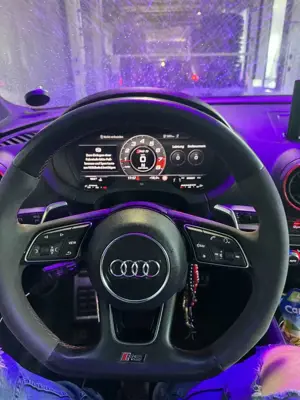Audi RS3 2.5 TFSI quattro