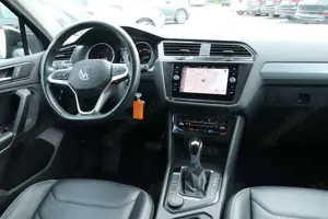 Volkswagen Tiguan 2.0 TDI DSG 4Motion Leder*El.Sitz*SHZ*NAVI* Bild 2