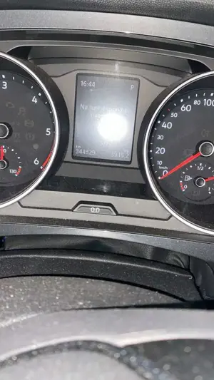 Volkswagen Tiguan 2.0 TDI SCR (BlueMotion Technology) DSG Sound Bild 3