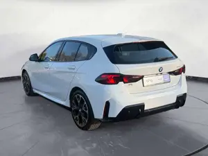 BMW 120 d Steptronic M SPORT Komfortzugang Adaptiv LE Bild 2