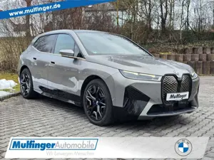 BMW iX M60 Sky Soft Sitzbel.SuView ACC Bo+Wi.AHK 22