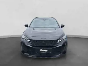 Peugeot 5008 Hybrid 136 GT 7-Sitzer +PANO+MASSAGE+360°CAM+SHZ+ Bild 4