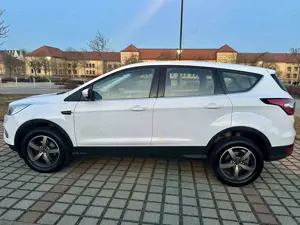 Ford Kuga Bild 3
