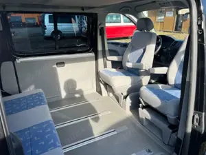 Volkswagen T5 California T52.5TDI California BeachAufstelldach BETT TISCH