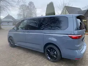 Volkswagen T7 Multivan 2,0 TDI Style Lang IQ AHK 19 Bild 5