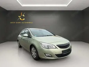 Opel Astra J Lim. 5-trg. Edition*KLIMA*L-HZG*AHK*PDC*