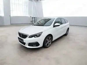 Peugeot 308 Allure, Automatik, Navi, Kamera 360 °, AHK abne