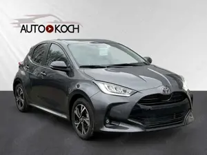 Toyota Yaris Hybrid Teamplayer LED Apple CarPlay Android Auto K