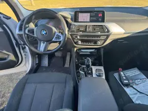 BMW X3 xDrive 20 d Advantage Bild 4