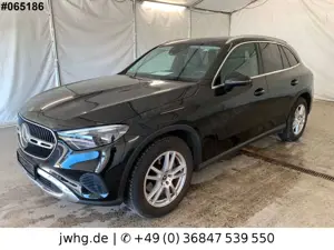 Mercedes-Benz GLC 220 d 4M Avantgarde Distr+ Pano 360° Memory