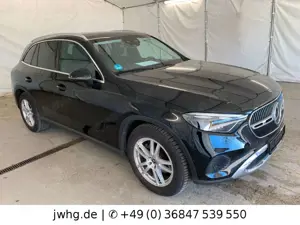 Mercedes-Benz GLC 220 d 4M Avantgarde Distr+ Pano 360° Memory Bild 2